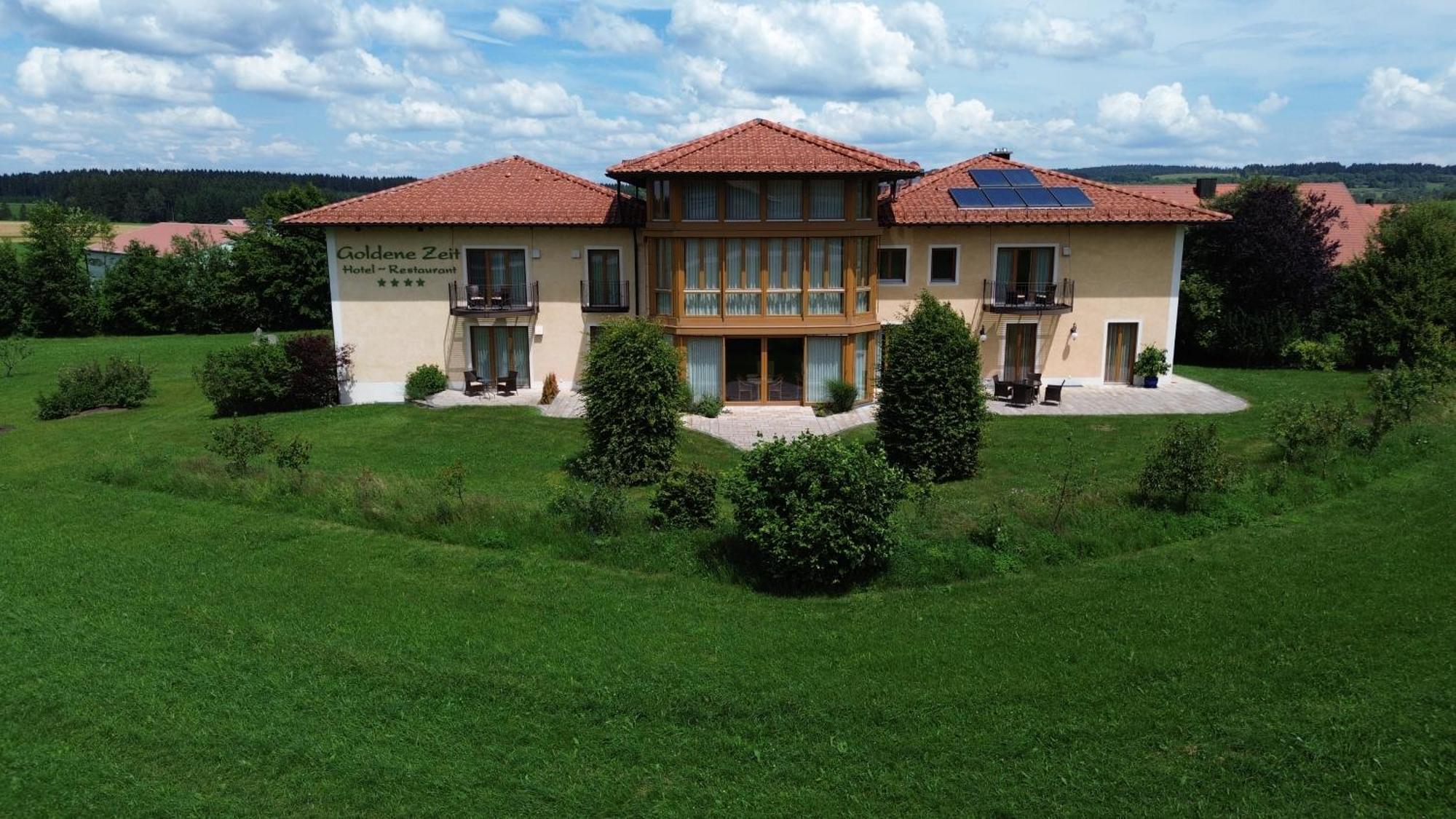 Naturhotel Goldene Zeit Georgenberg Exterior photo